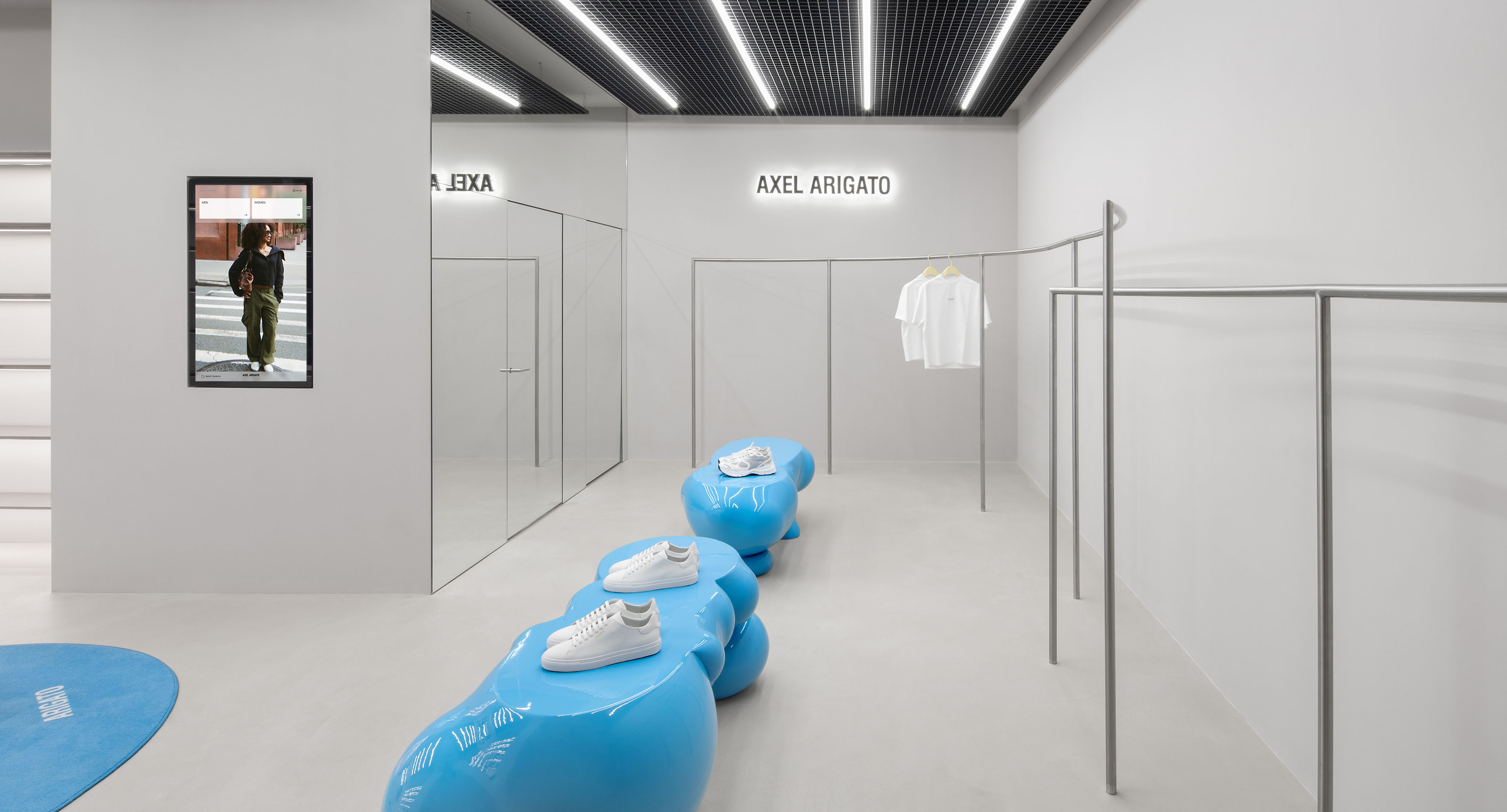 Axel Arigato Instore