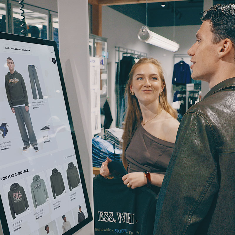 Alternative product recommendations showing similar fashion items